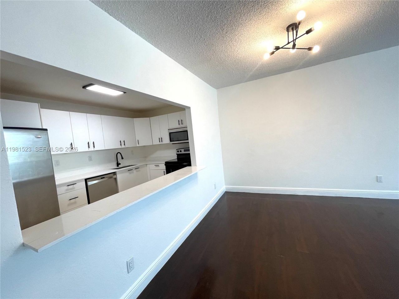 19390 Collins Ave , Unit 316, Sunny Isles Beach, FL 33160 Photo