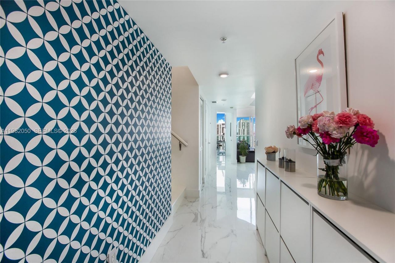 41 SE 5th St, Unit 2109, Miami, FL 33131 Photo