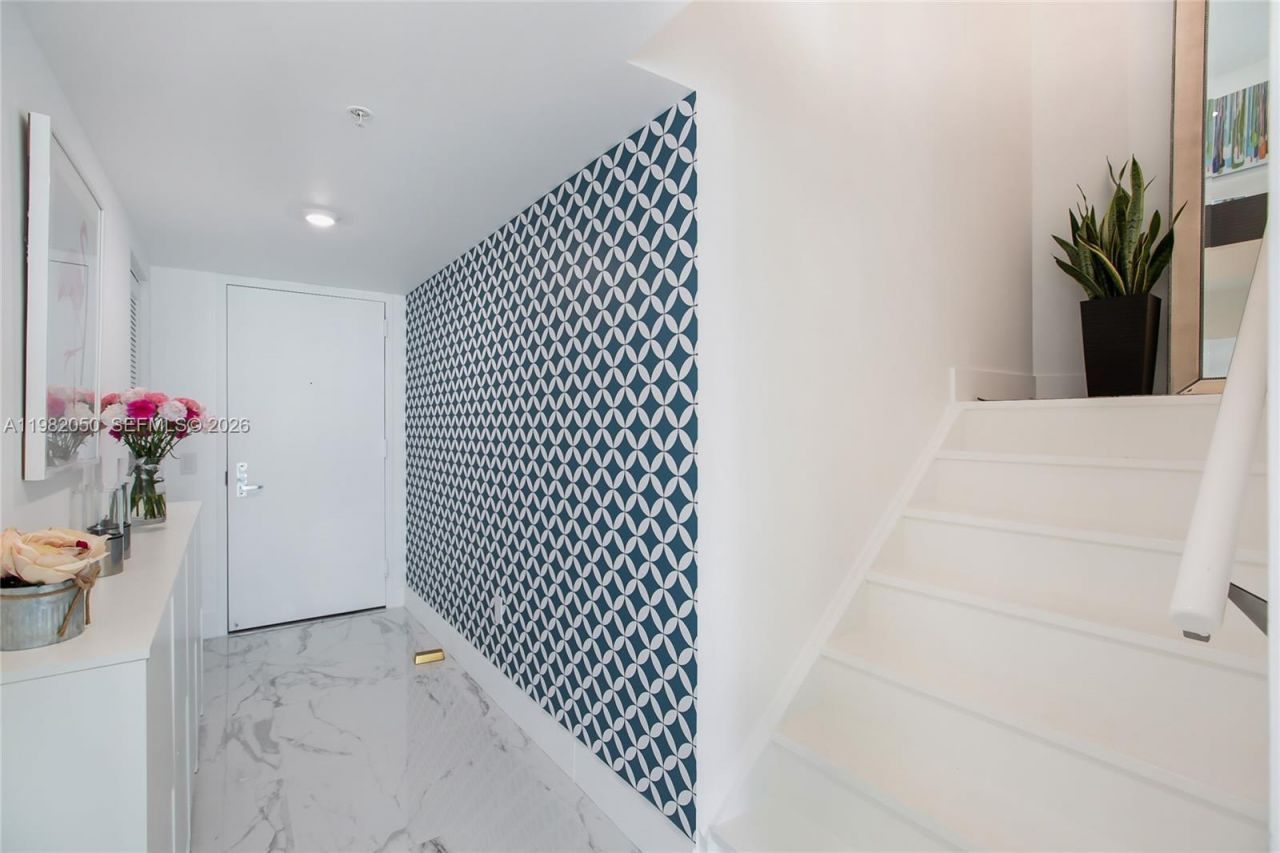 41 SE 5th St, Unit 2109, Miami, FL 33131 Photo