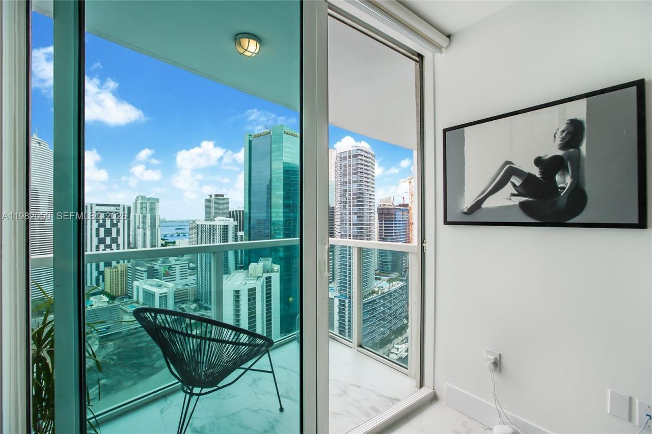 41 SE 5th St, Unit 2109, Miami, FL 33131 Photo