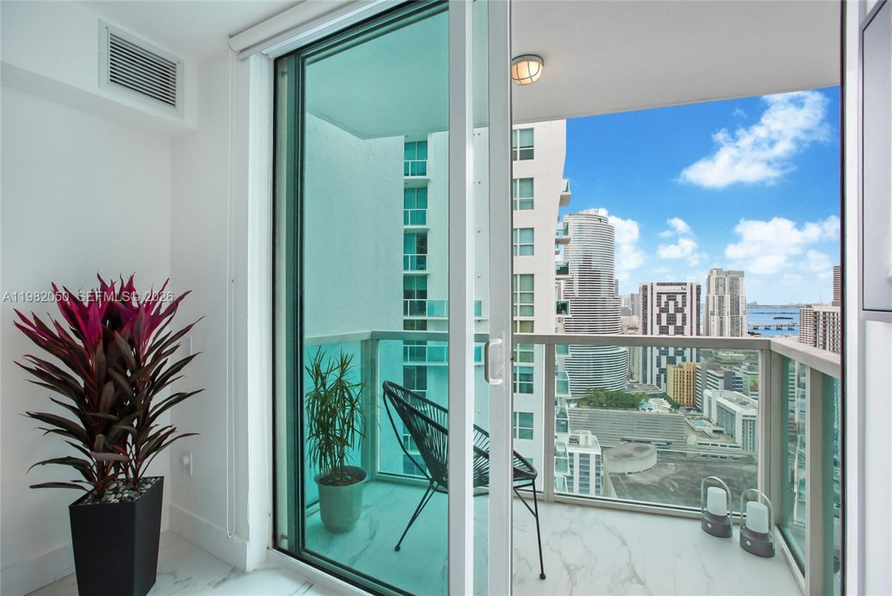 41 SE 5th St, Unit 2109, Miami, FL 33131 Photo