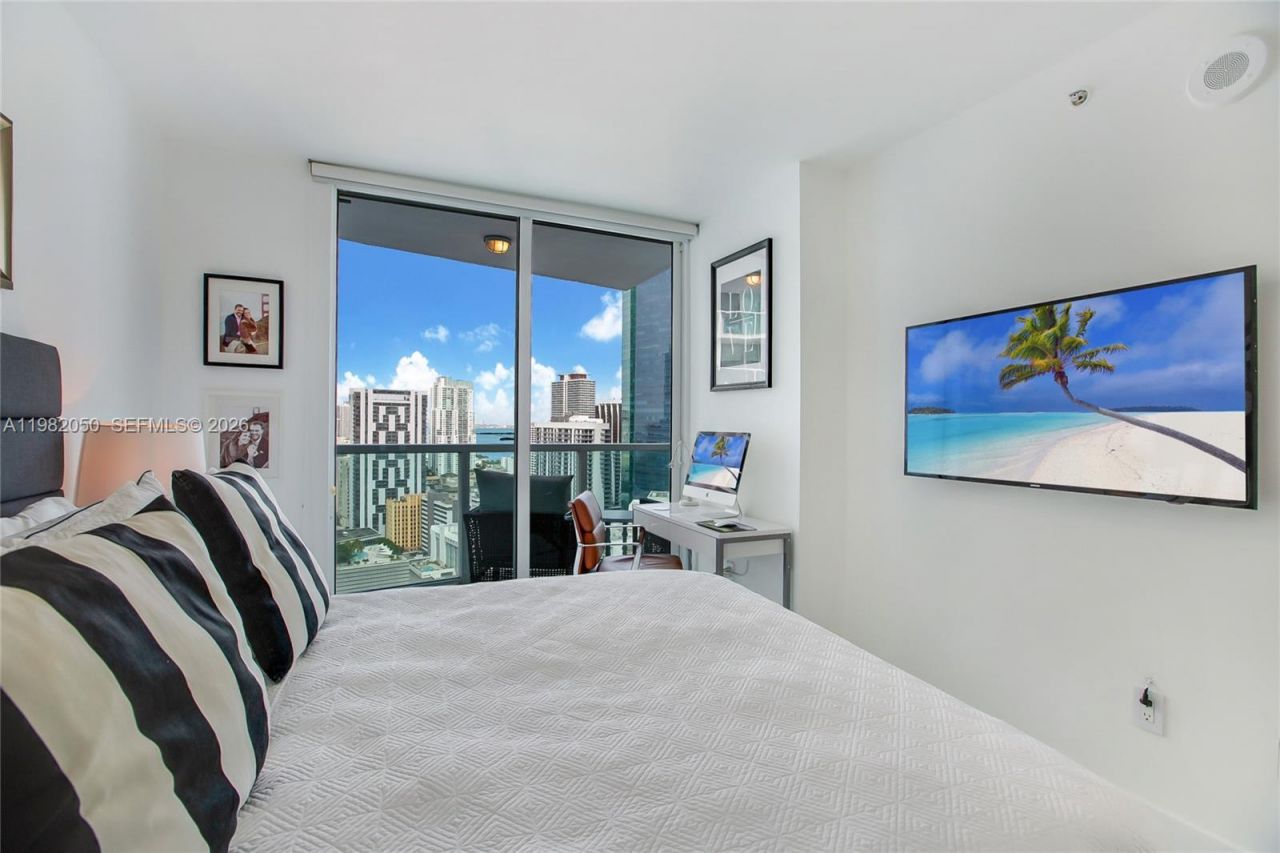 41 SE 5th St, Unit 2109, Miami, FL 33131 Photo