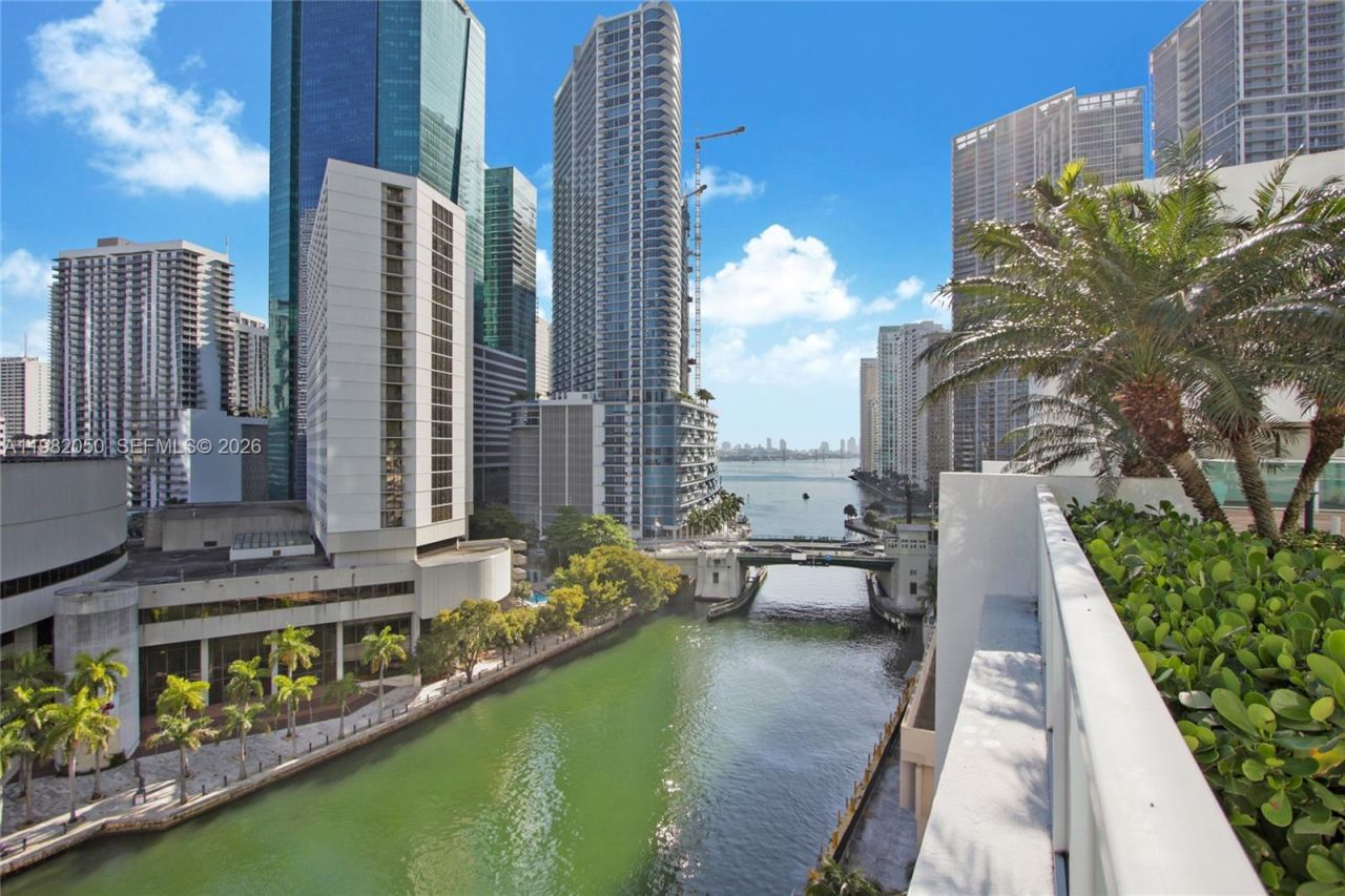 41 SE 5th St, Unit 2109, Miami, FL 33131 Photo