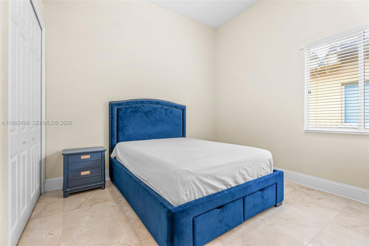 2665 NW 100th Ave, Doral, FL 33172 Photo