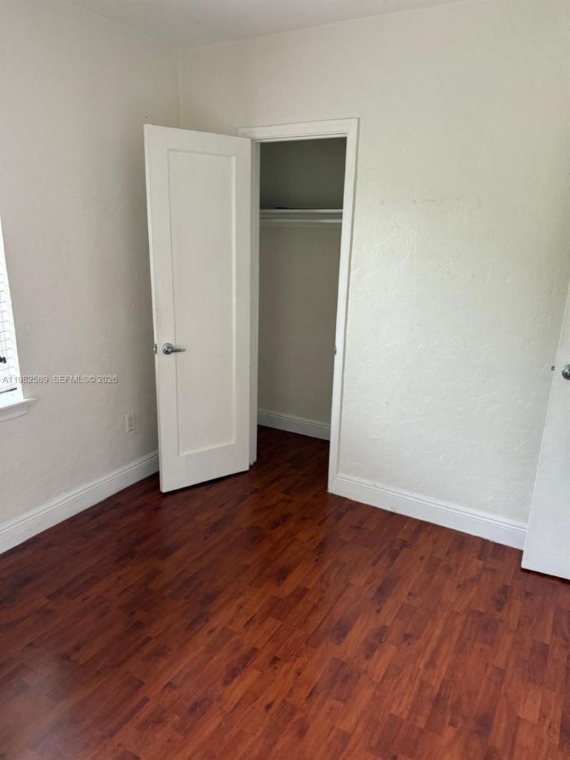 1015 NE 112th St, Biscayne Park, FL 33161 Photo