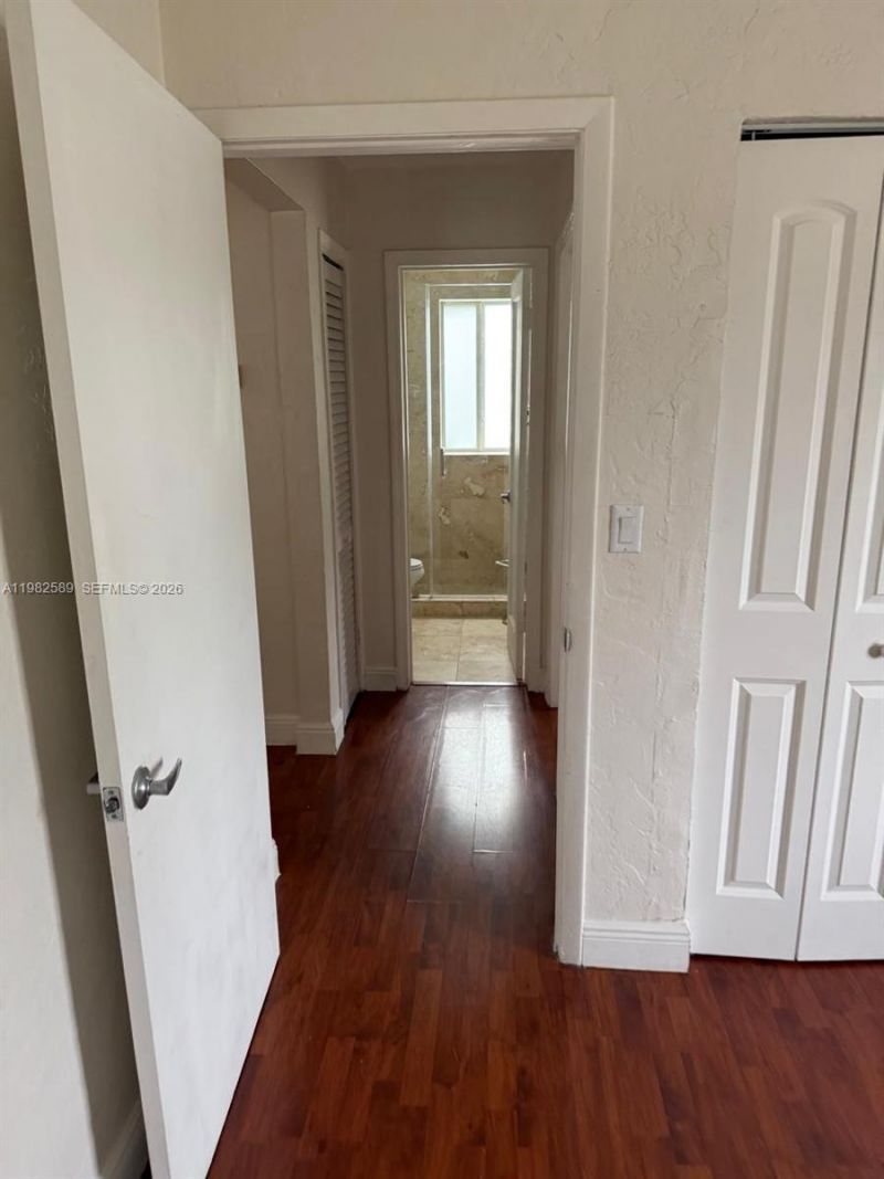 1015 NE 112th St, Biscayne Park, FL 33161 Photo