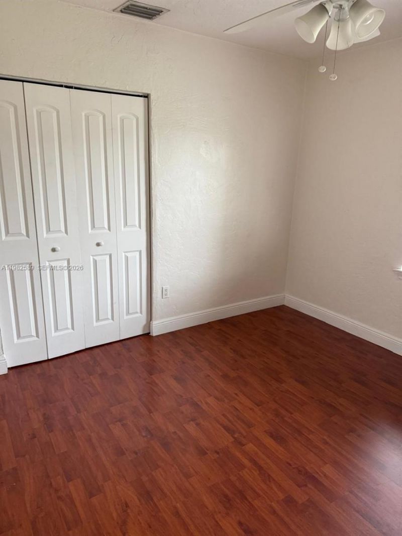 1015 NE 112th St, Biscayne Park, FL 33161 Photo