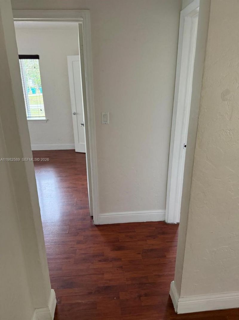 1015 NE 112th St, Biscayne Park, FL 33161 Photo