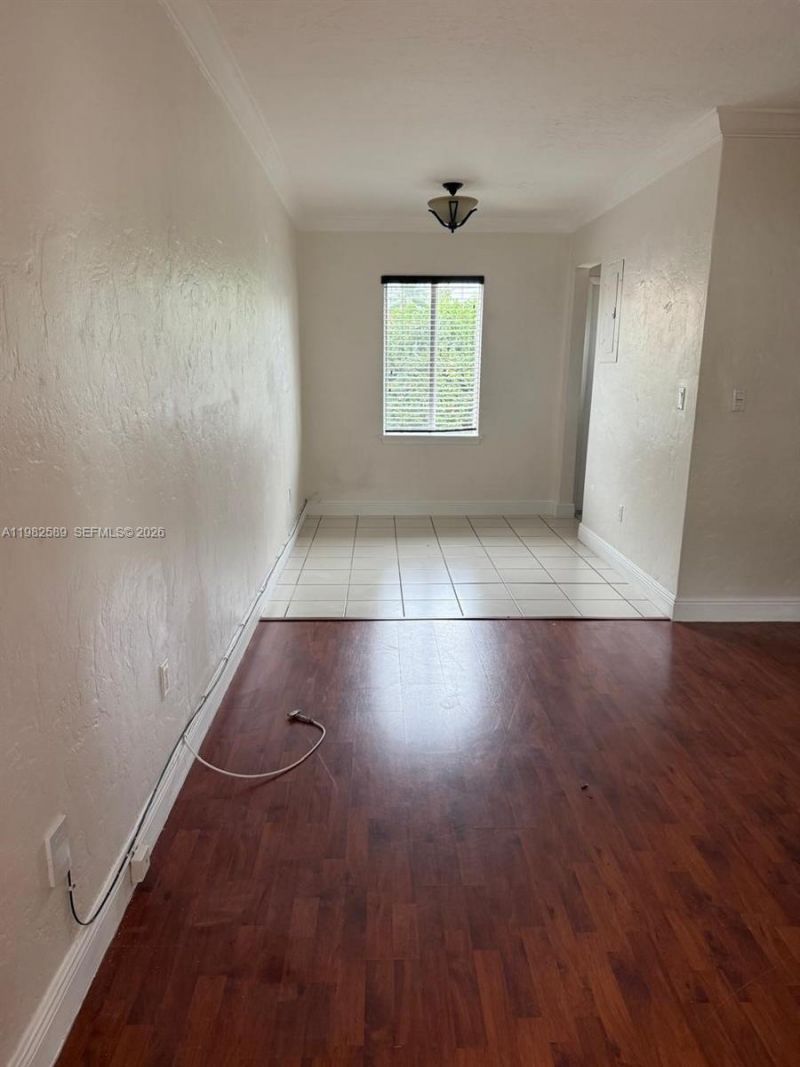 1015 NE 112th St, Biscayne Park, FL 33161 Photo