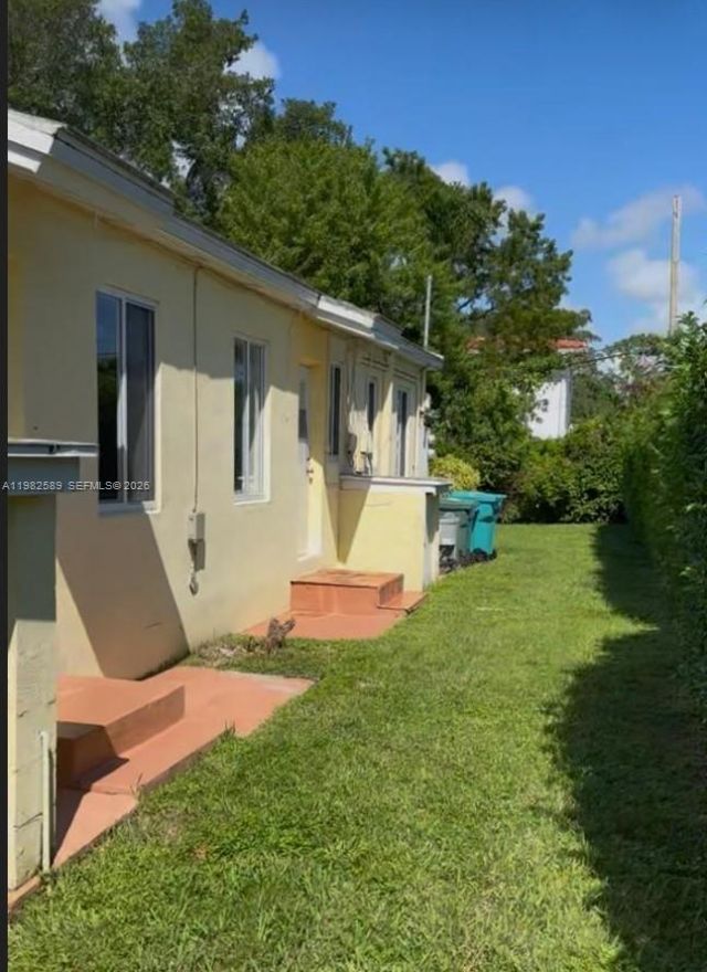 1015 NE 112th St, Biscayne Park, FL 33161 Photo