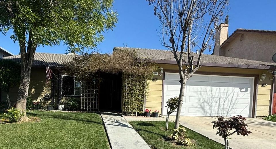 558 Cedarwood Ct, Los Banos, CA 93635 Photo