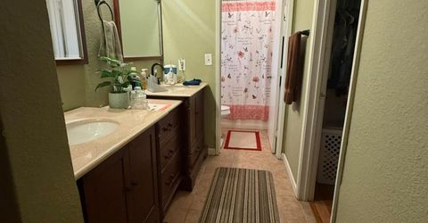 558 Cedarwood Ct, Los Banos, CA 93635 Photo