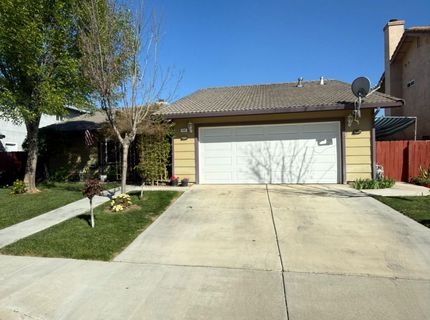 558 Cedarwood Ct, Los Banos, CA 93635 Photo