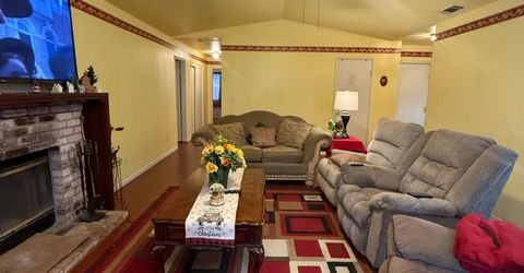 558 Cedarwood Ct, Los Banos, CA 93635 Photo