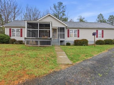 10406 Richmond Highway, Lynchburg, VA 24504