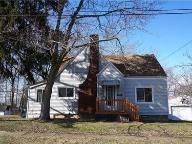 1448 Creighton Avenue, Akron, OH 44310