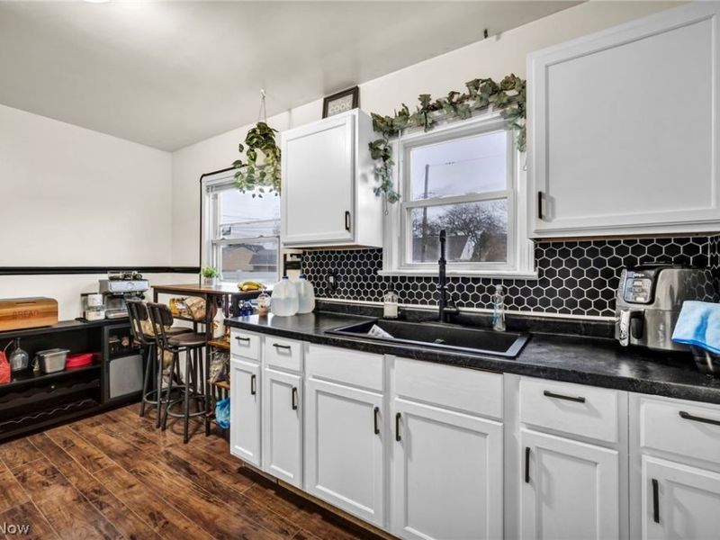 9410 Beech Avenue, Brooklyn, OH 44144 Photo 15