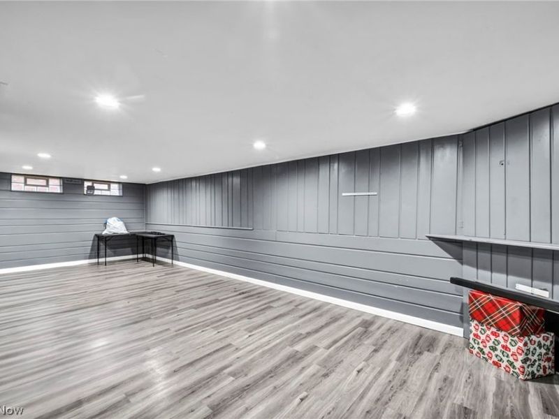 9410 Beech Avenue, Brooklyn, OH 44144 Photo 30