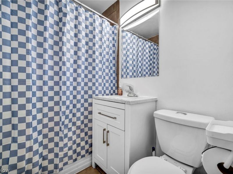 9410 Beech Avenue, Brooklyn, OH 44144 Photo 32