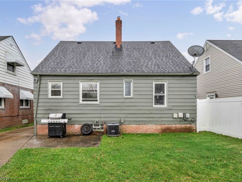 9410 Beech Avenue, Brooklyn, OH 44144 Photo 35