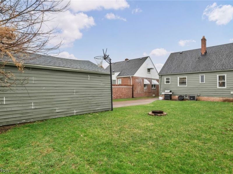 9410 Beech Avenue, Brooklyn, OH 44144 Photo 36