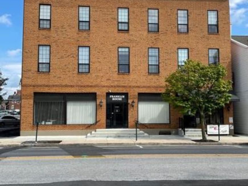 11 N Carlisle Street, Greencastle, PA 17225 Main Photo
