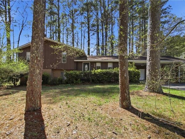 5455 Saint Lo Lane, Atlanta, GA 30349