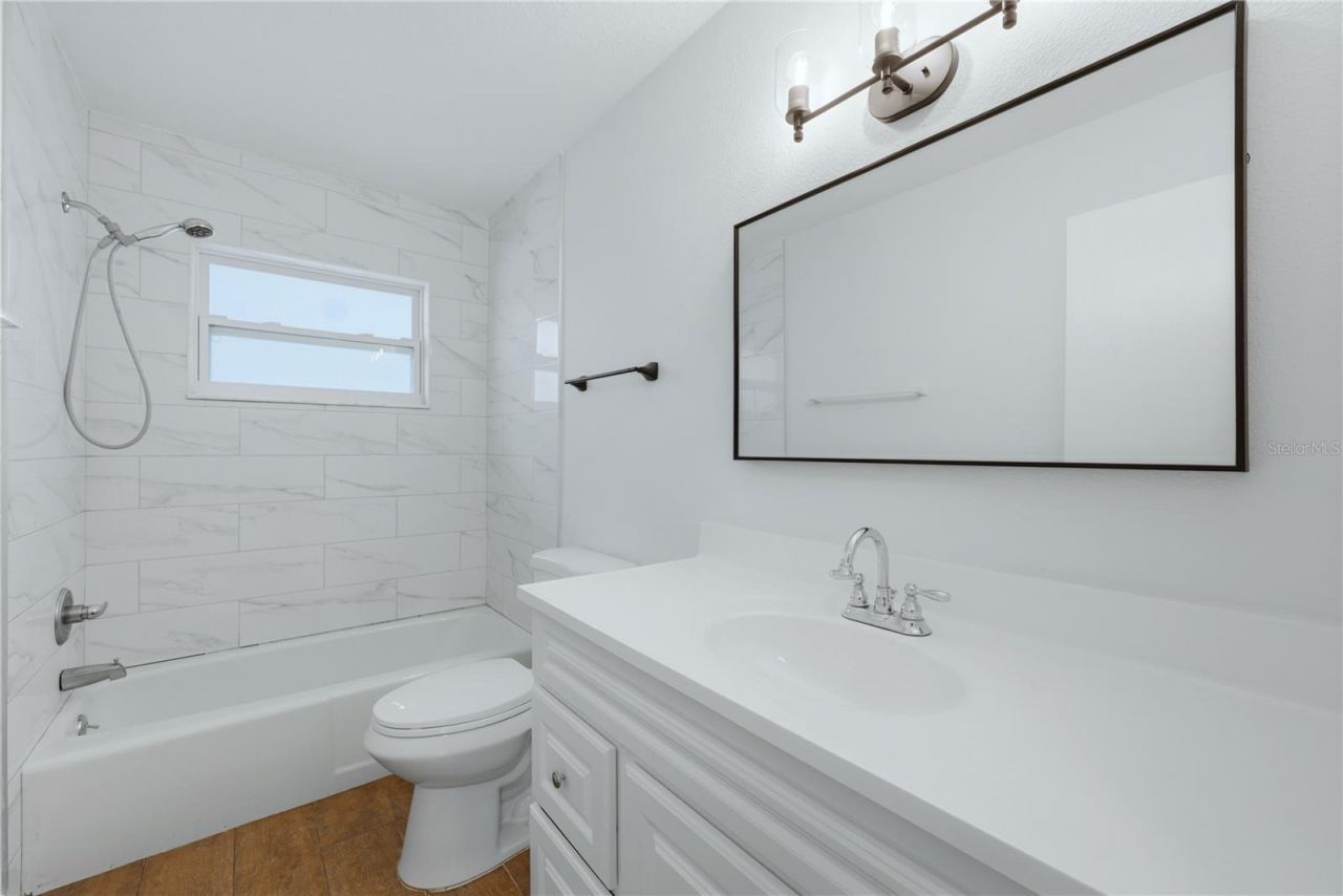5251 Ashton Road, Sarasota, FL 34233 Photo