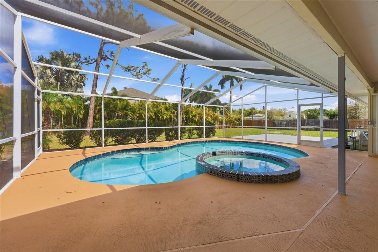 5251 Ashton Road, Sarasota, FL 34233 Photo