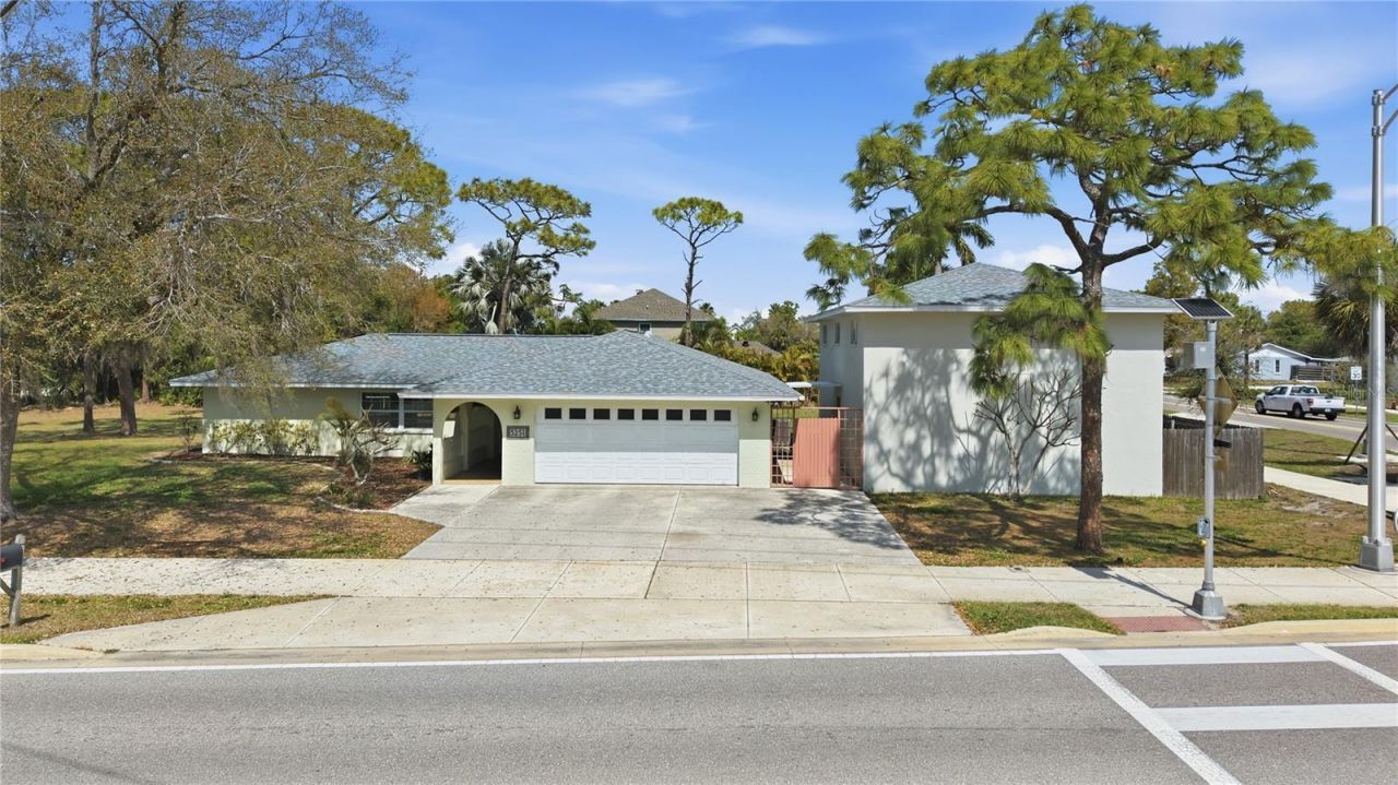 5251 Ashton Road , Sarasota, FL 34233 Photo