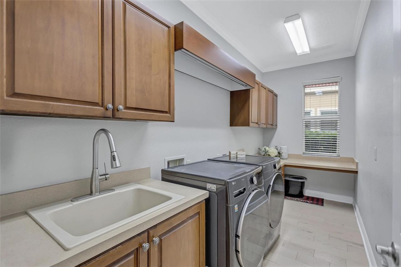 11809 Shire Wycliffe, Tampa, FL 33626 Photo