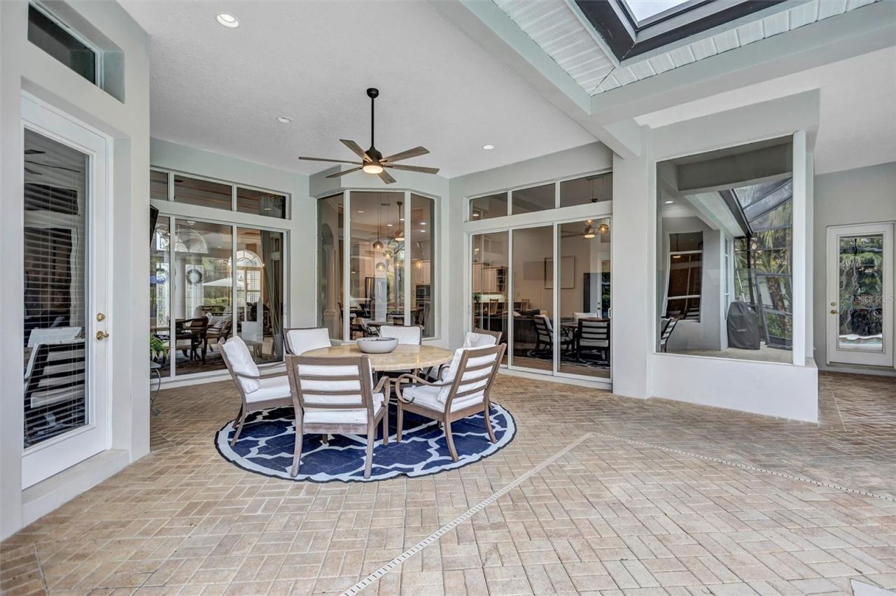 11809 Shire Wycliffe, Tampa, FL 33626 Photo