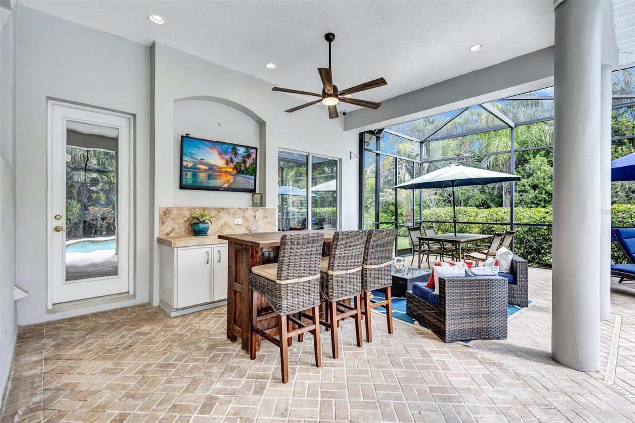 11809 Shire Wycliffe, Tampa, FL 33626 Photo