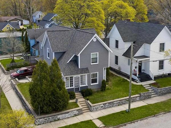 415 Liberty Street, Petoskey, MI 49770