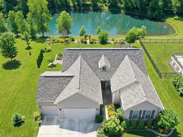 2165 Walnut Glen Boulevard , Island Lake, IL 60042