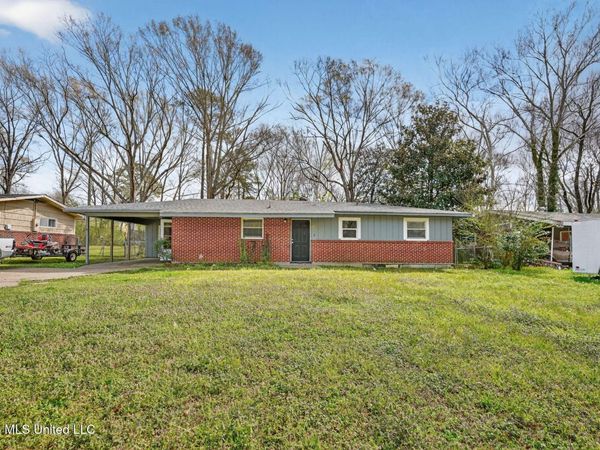 2920 Lakewood Drive, Jackson, MS 39212