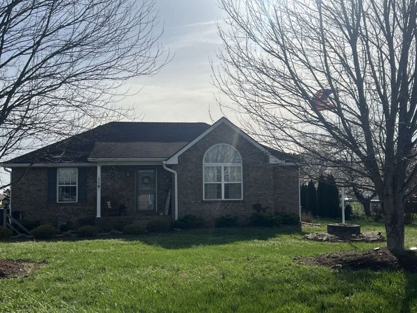 119 Irish Oaks Dr , Portland, TN 37148
