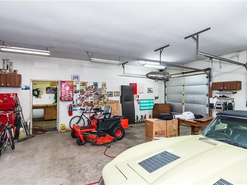 1916 Little York Road, Butler Township, OH 45414 Photo 78