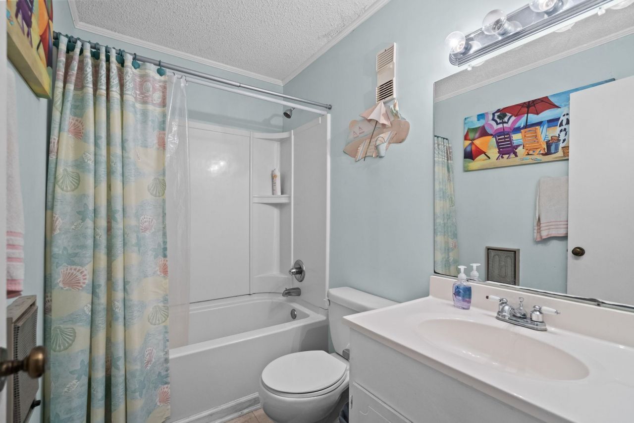 6305 N Ocean Blvd. Photo 24