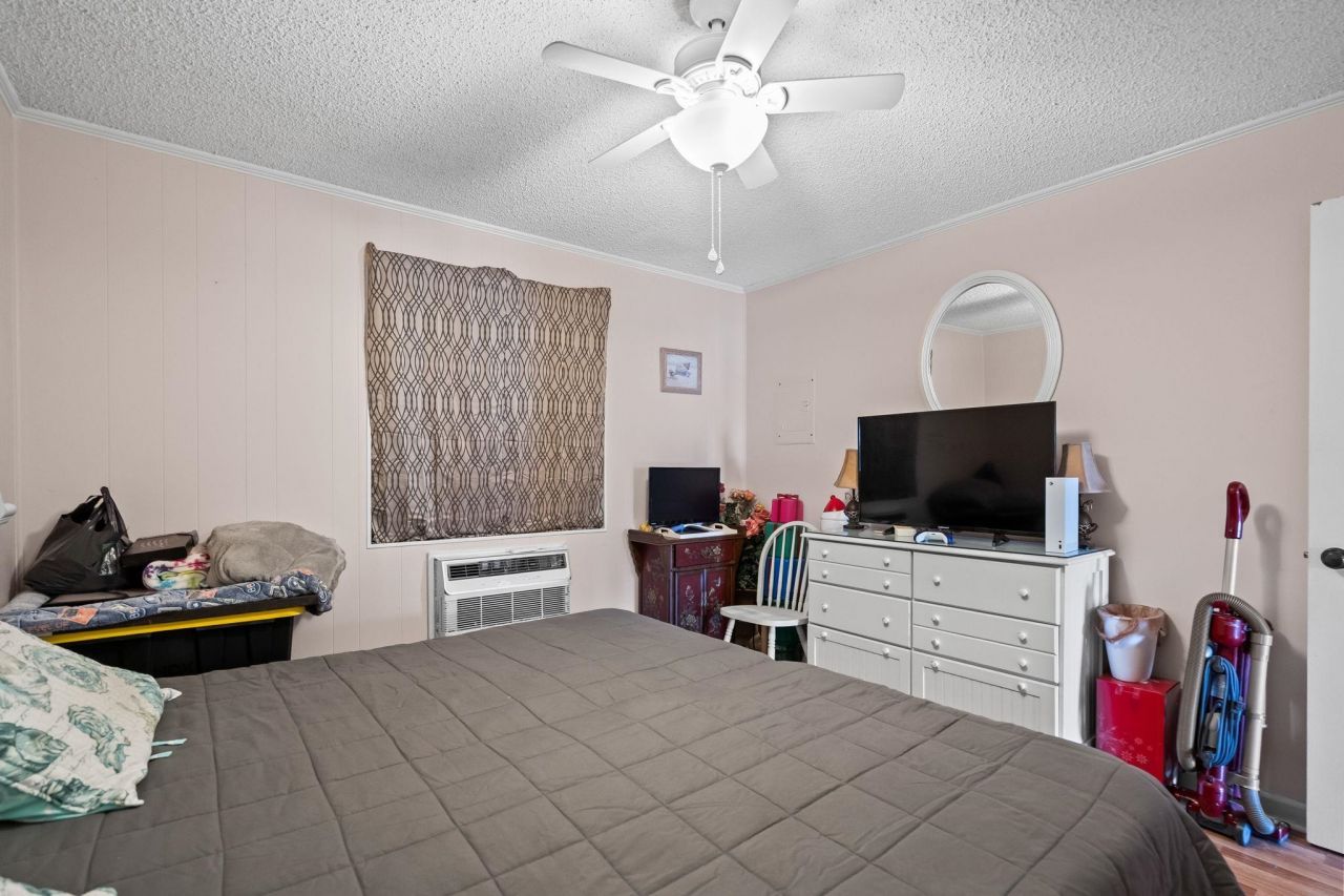 6305 N Ocean Blvd. Photo 26