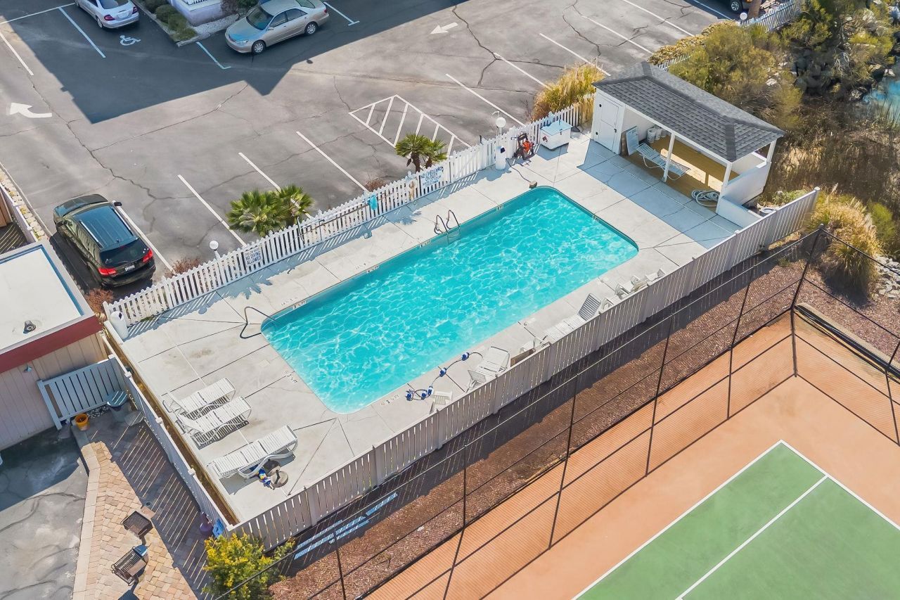 6305 N Ocean Blvd. Photo 48