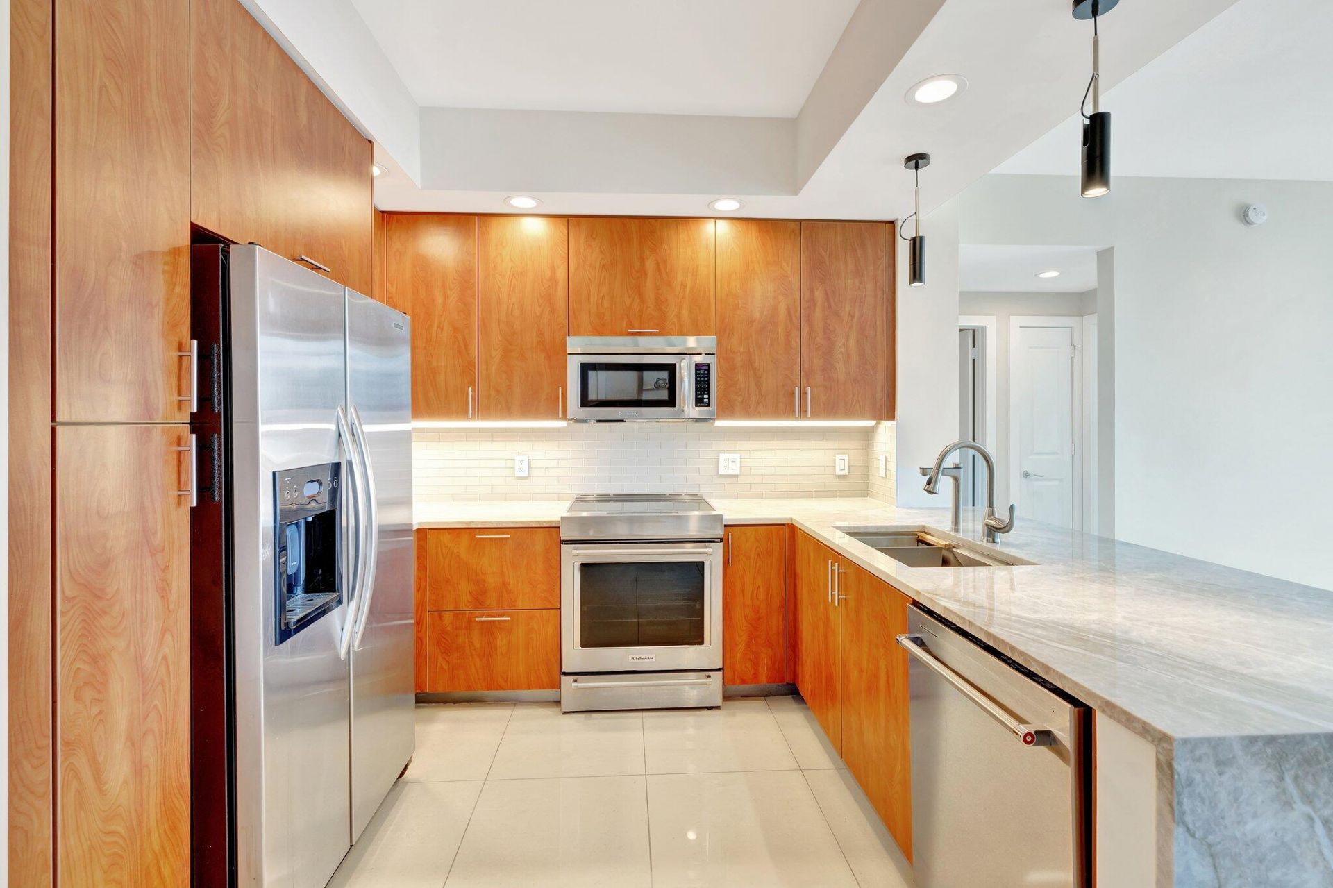 315 NE 3rd Avenue, Unit 1505, Fort Lauderdale, FL 33301 Photo