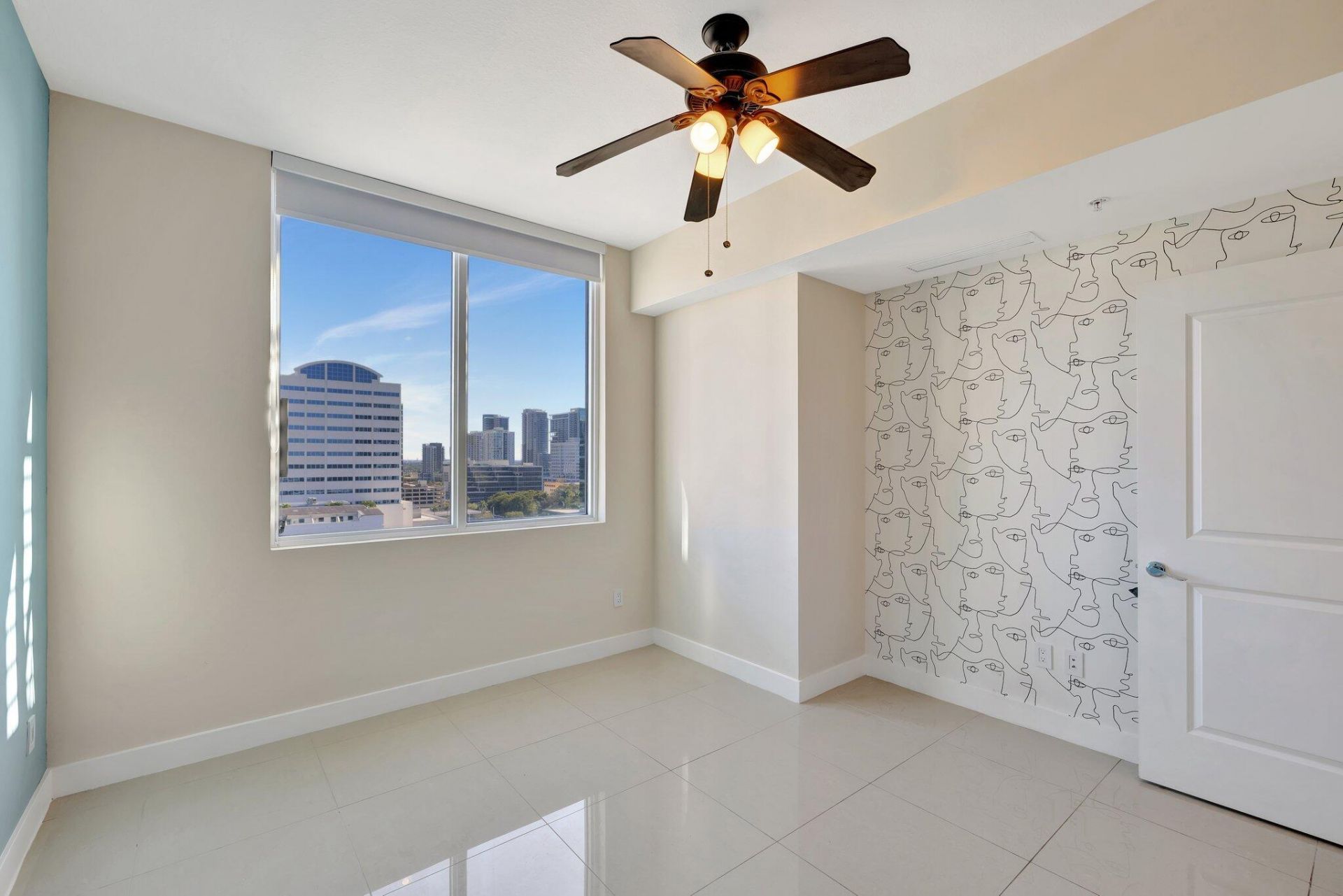 315 NE 3rd Avenue, Unit 1505, Fort Lauderdale, FL 33301 Photo