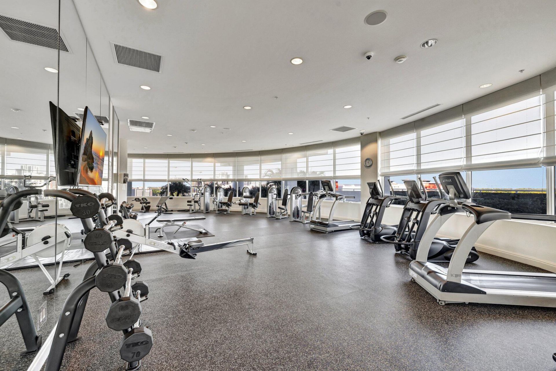 315 NE 3rd Avenue, Unit 1505, Fort Lauderdale, FL 33301 Photo