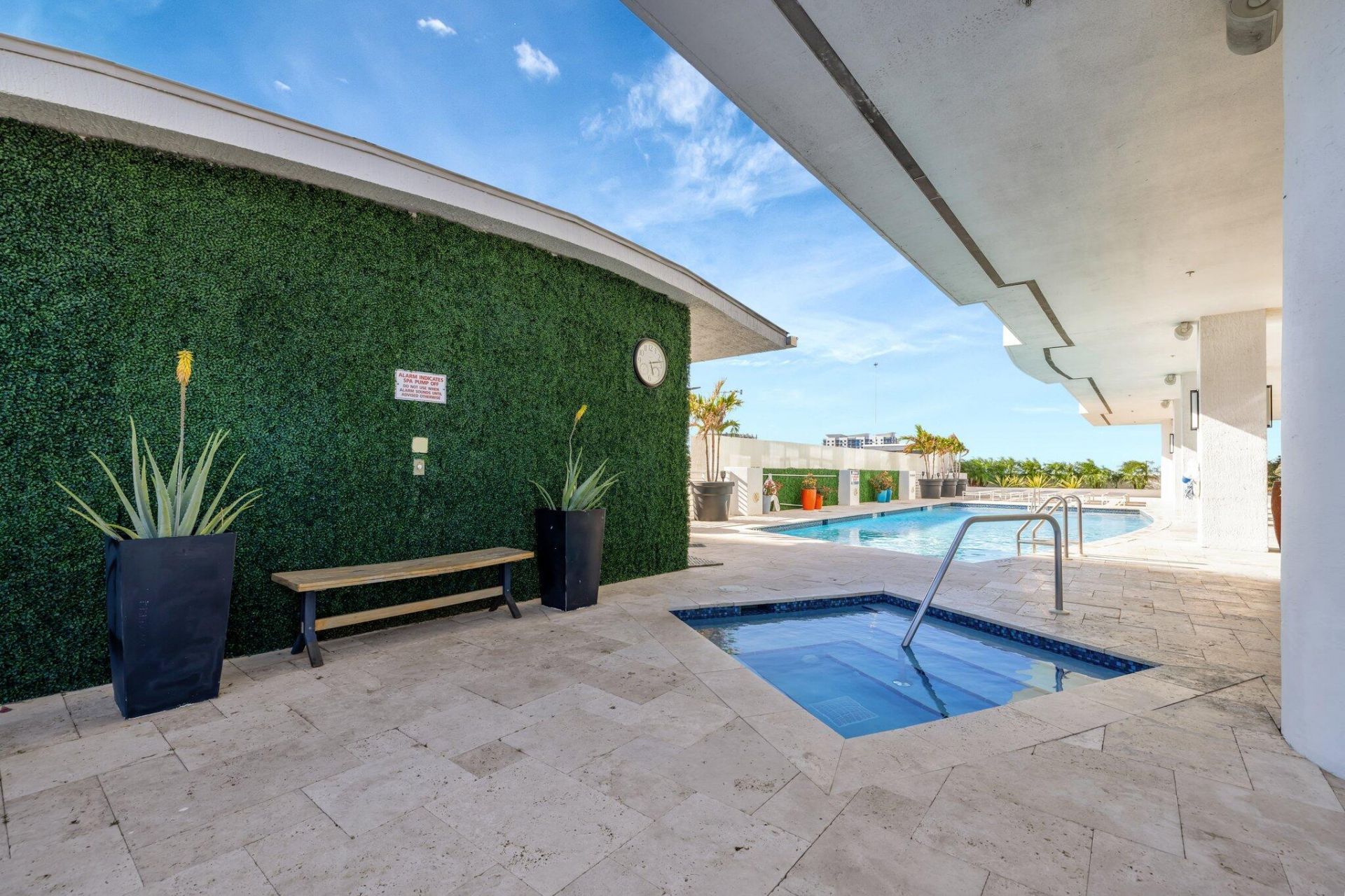 315 NE 3rd Avenue, Unit 1505, Fort Lauderdale, FL 33301 Photo