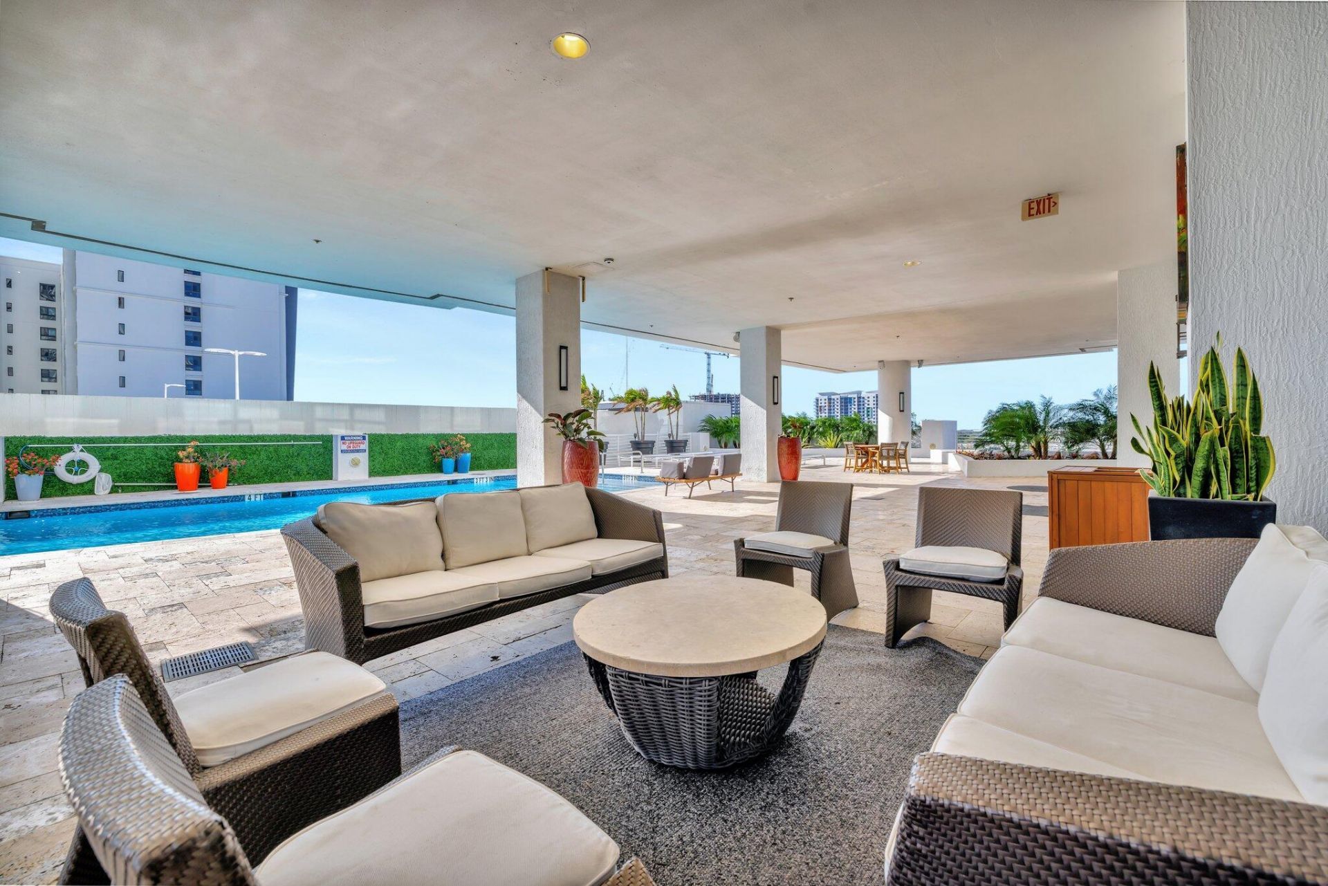 315 NE 3rd Avenue, Unit 1505, Fort Lauderdale, FL 33301 Photo