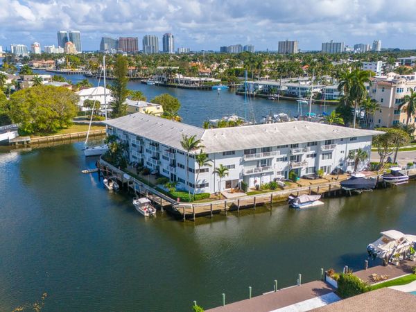 535 Hendricks Isle, Unit 302, Fort Lauderdale, FL 33301