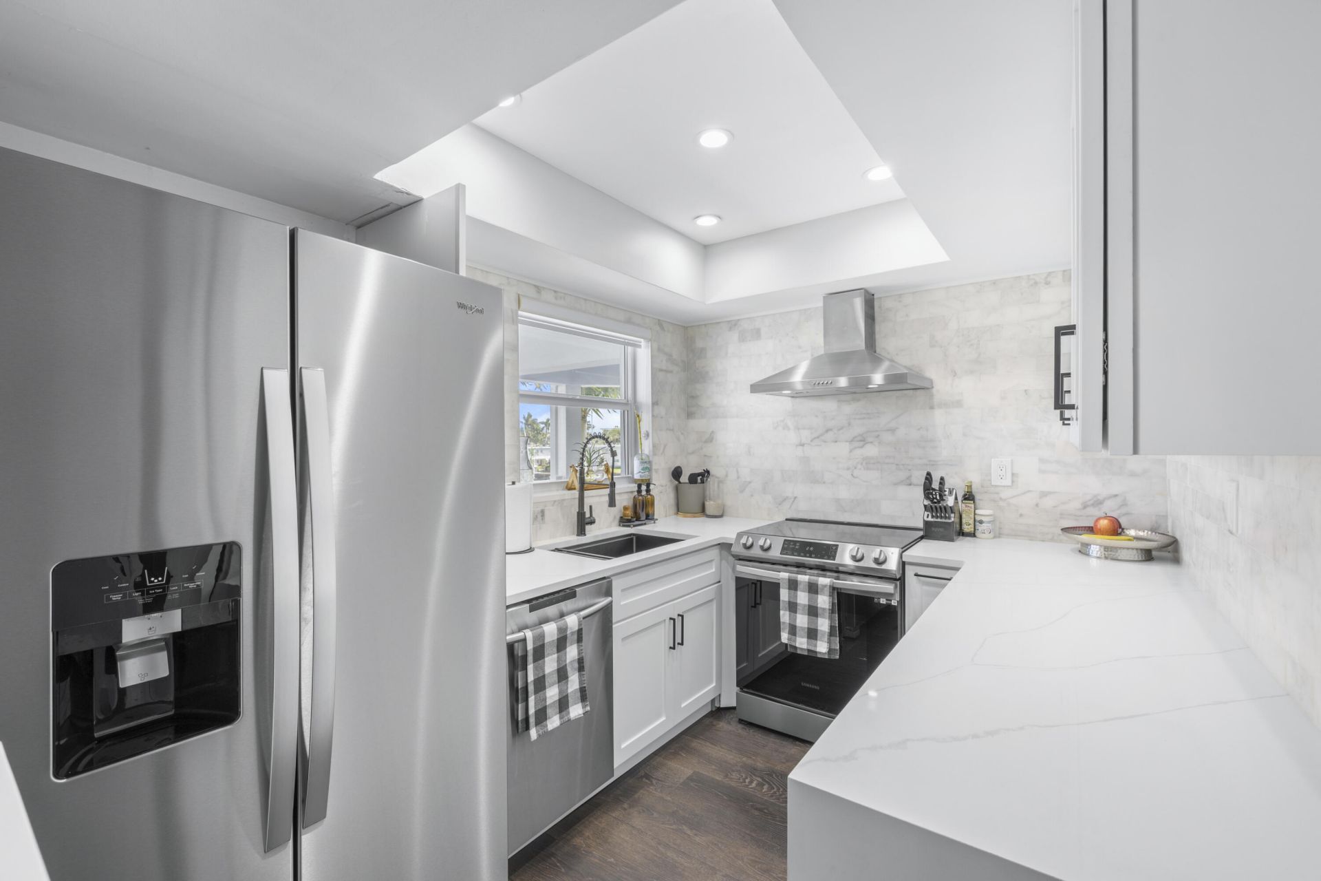 535 Hendricks Isle, Unit 302, Fort Lauderdale, FL 33301 Photo