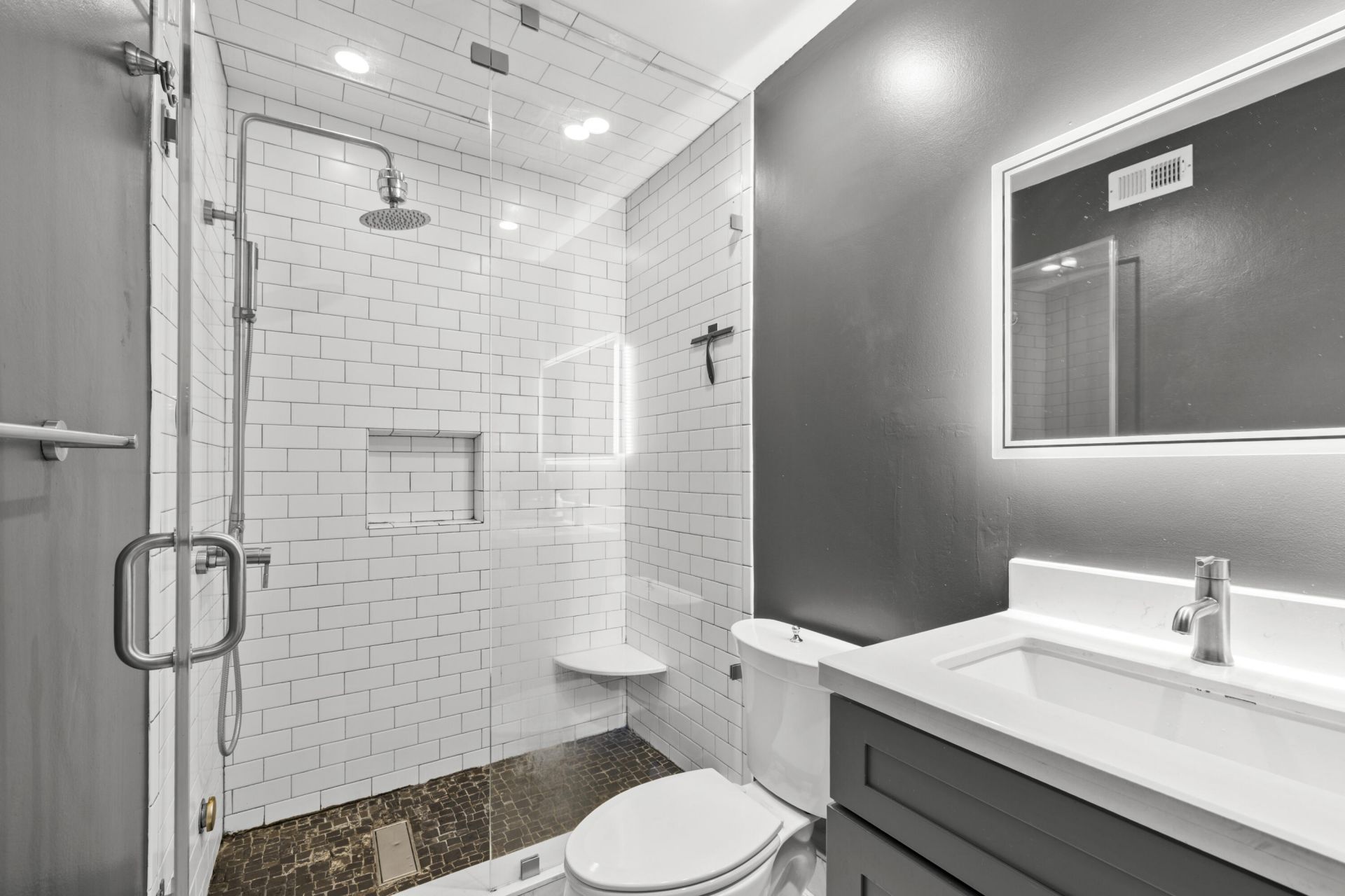 535 Hendricks Isle, Unit 302, Fort Lauderdale, FL 33301 Photo