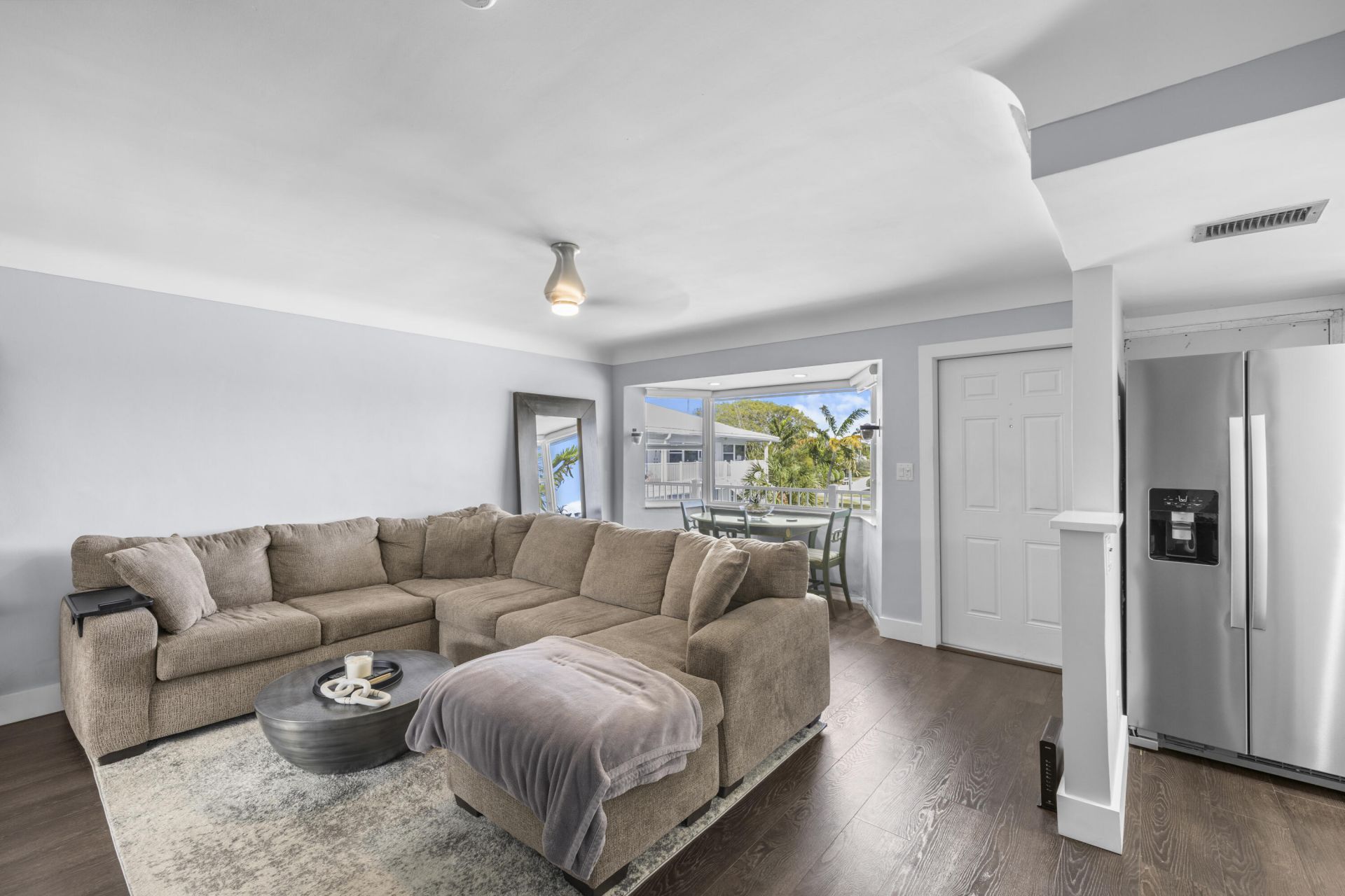 535 Hendricks Isle, Unit 302, Fort Lauderdale, FL 33301 Photo
